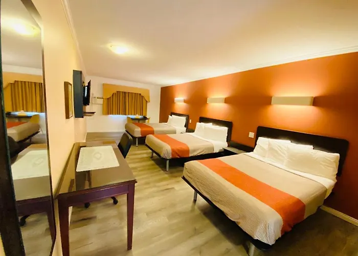 The Revelstoke Gateway Inn