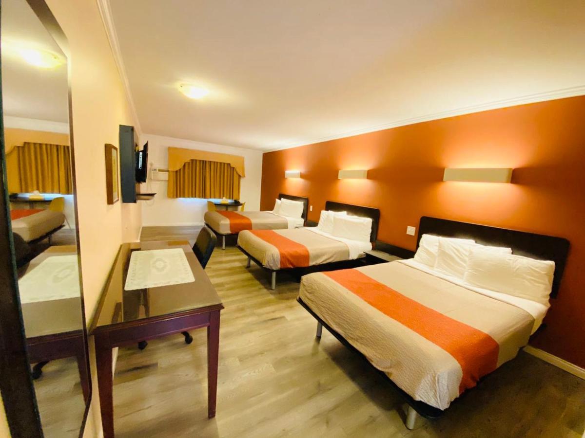 The Gateway Hotel